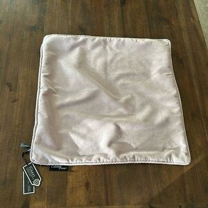 24 x 24 velvet lilac pillow cover